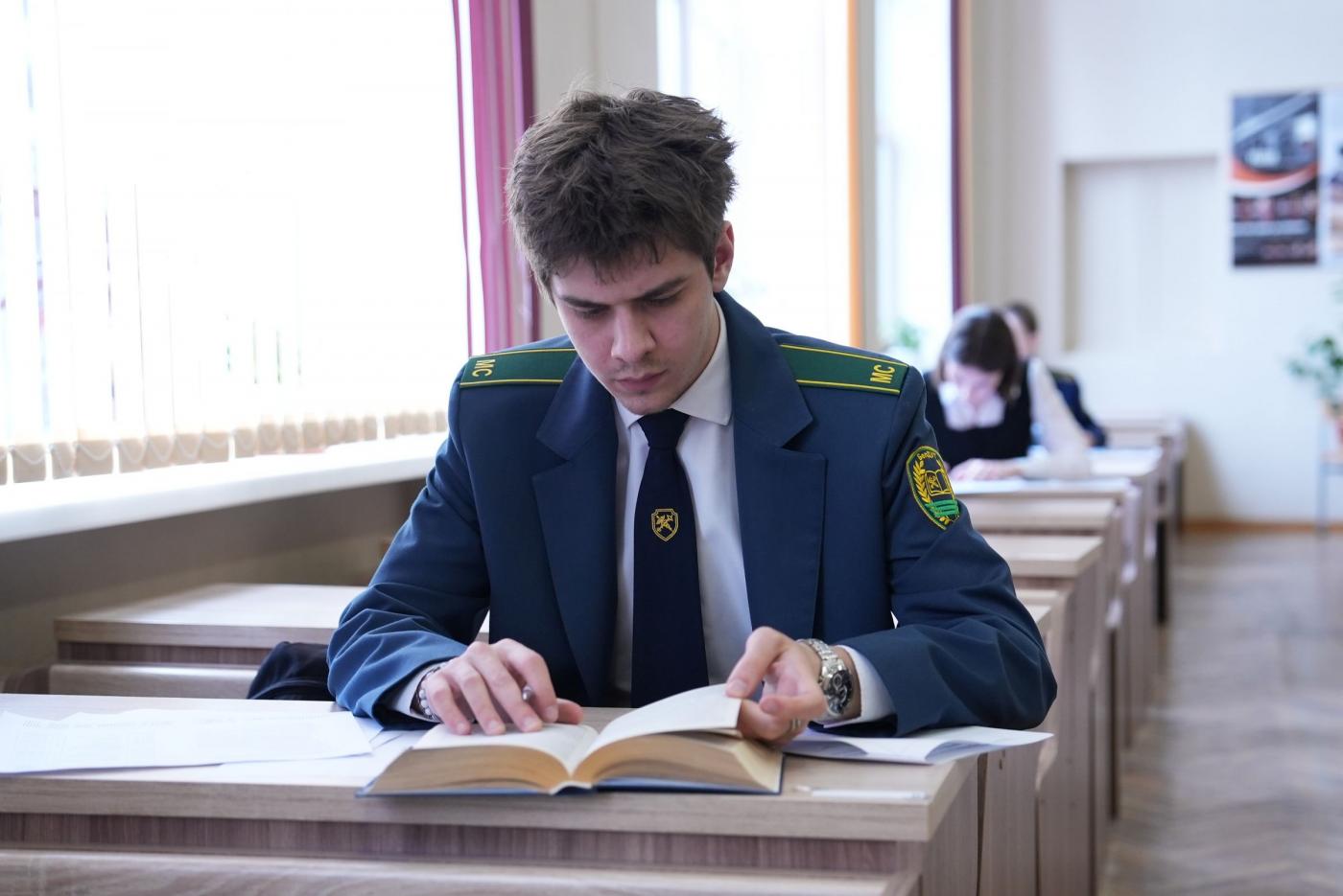 Республиканская олимпиада по таможенному делу прошла в БНТУ